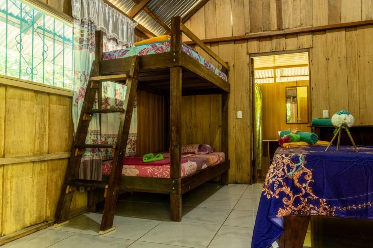 Los Paniquines Ecolodge Drakes Bay المظهر الخارجي الصورة